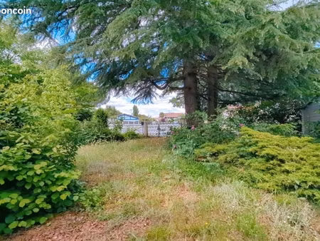 terrain 639 m² merignac