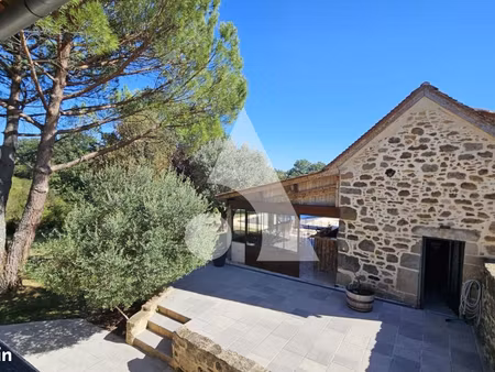 maison 6 pièces 200 m²