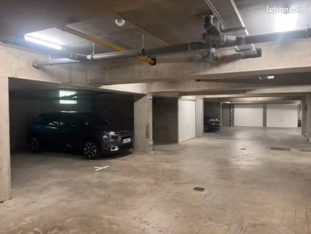 place de parking scy-chazelles
