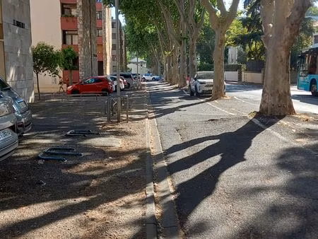 bd avenue jean moulin studio   petite terrasse