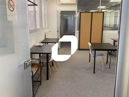 bureau 148 m²