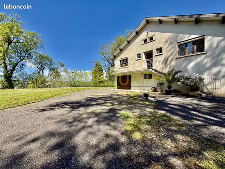 maison 4 pièces 75 m²