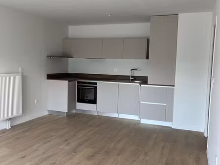 appartement 3 pièces - 61 m2 - etage 1 - lambersart