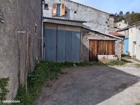 vend grange à jussat