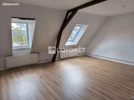 studio 1 pièce 31 m²