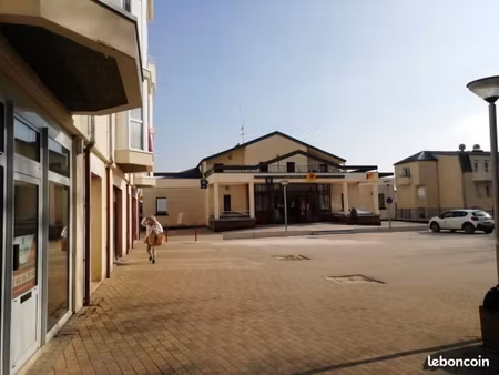 local commercial 59 m²