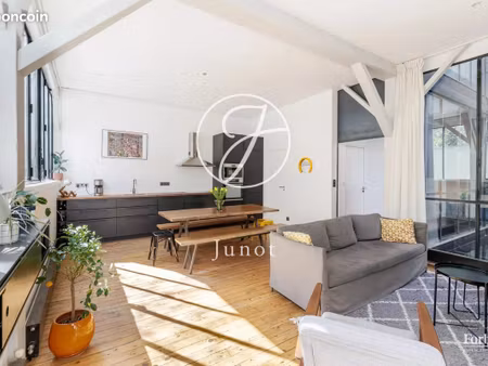 loft 3 pièces 80 m²