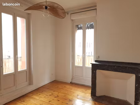 médiathèque - maison 1880 - t2 avec charme