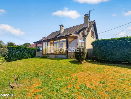 maison 6 pièces 126 m²
