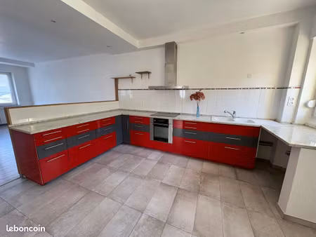 maison 6 pièces 174 m²