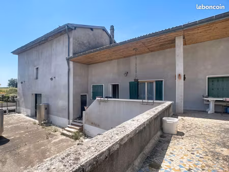 propriété 6 pièces 84 m²