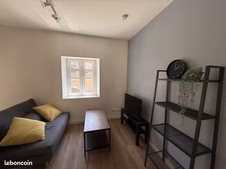 studio 1 pièce 24 m²