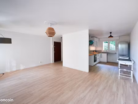 t2 meublé 58 m² – ermont – idf terrasse & jardin