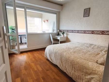 chambre privée dans appartement partagé université cergy-pontoise-rer a cergy-préfecture-e