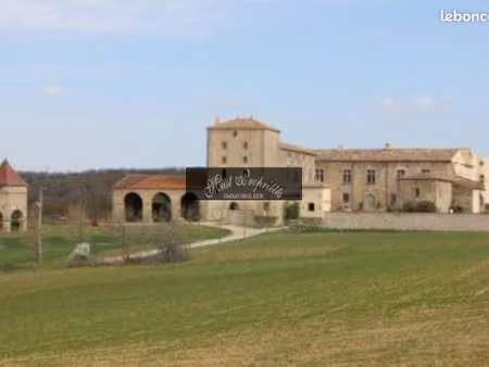 maison 25 pièces 550 m²