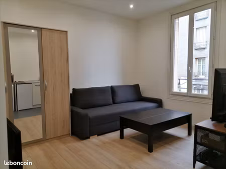 studio 1 pièce 19 m²
