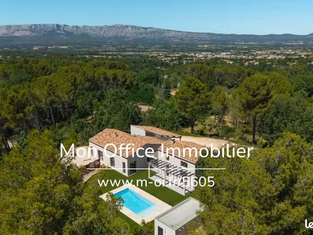 maison 5 pièces 220 m²