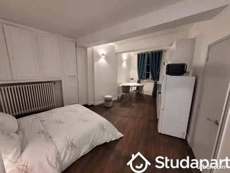 chambre 1 pièce 25 m²