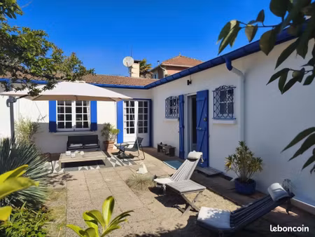 villa 5 pièces 120 m²
