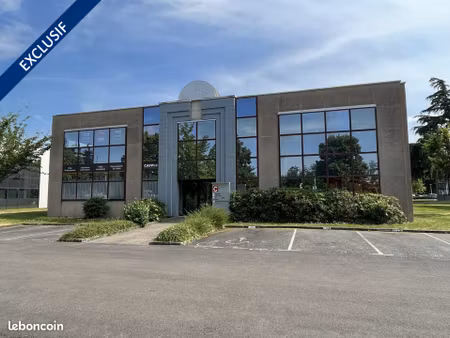 bureaux 110 m² cesson sevigne