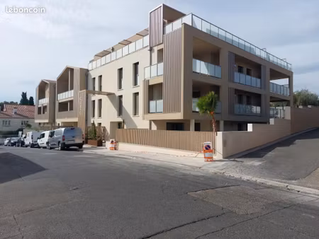 appartement 3 pièces 77 m²