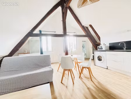 appartement rénové meublé 32 m² laon ville haute  plateau