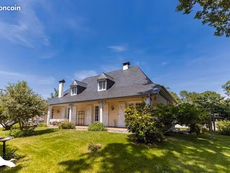 maison 5 pièces 166 m²