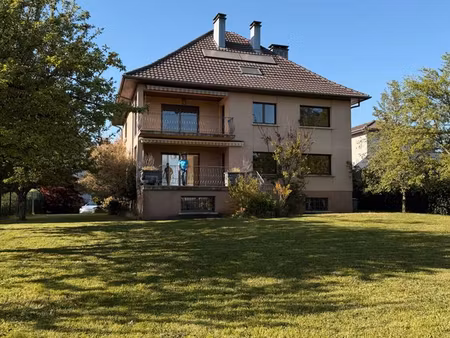 grand et beau f4 avec vue dégagée à dornach