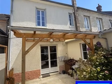 maison 5 pièces 75 m²