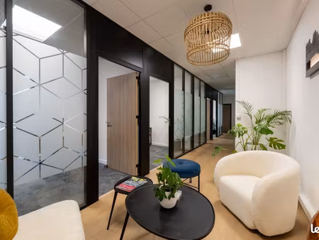 bureau privé de standing – 12 m² tout compris – angers