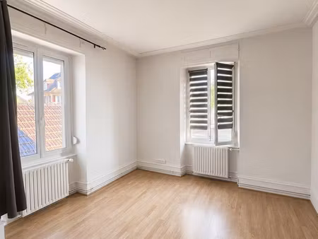 t4 lumineux 92 m² – colmar ste-marie / proche pasteur – jardin & faibles charges