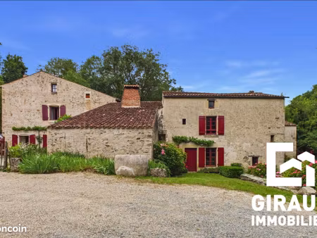 moulin 11 pièces 289 m²