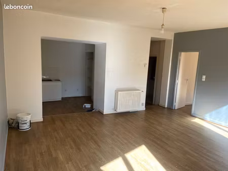t2 centre ville 55 m2 460 euros