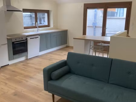 à louer – charmant appartement t2 au cœur du pont-de-beauvoisin