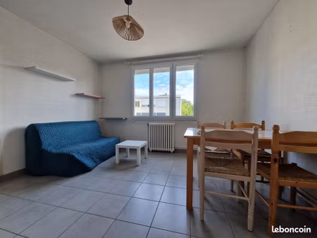 appartement t2 meublé a bressuire