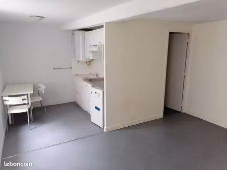 ? studio 23 m² – coeur de châtellerault