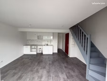 appartement f4 refait a neuf lumineux au calme à persan