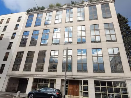 appartement 2 pièces 139 m²