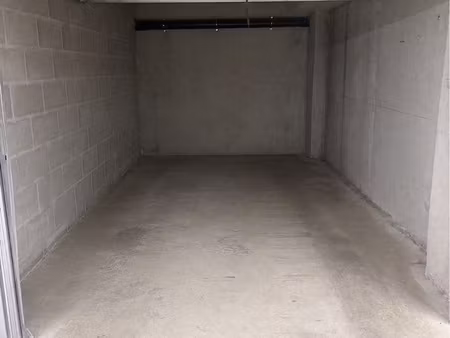 garage / box fermé