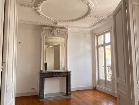 appartement 3 pièces 97 m²