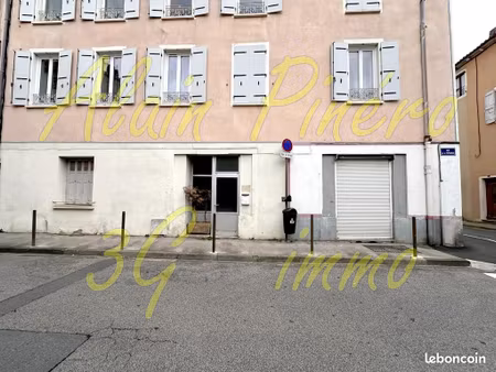 local professionnel ou appartement t375 m² - rez-de-chaussée - millau centre