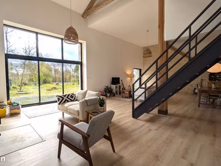 propriété 5 pièces 277 m²