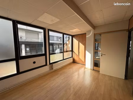 à louer bureau/cabinet 12 m² tout inclus – limoges