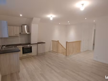 appartement f3 dans résidence avec parking