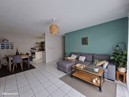 appartement 3 pièces 65 m²
