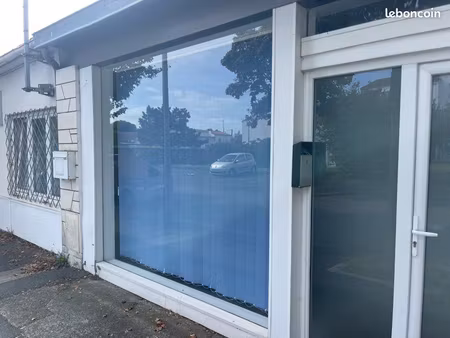 local commercial à louer