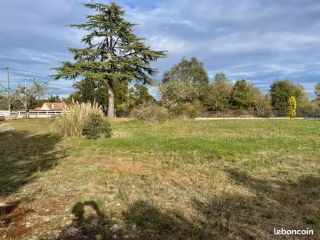 terrain constructible  chemin perou  la fleche