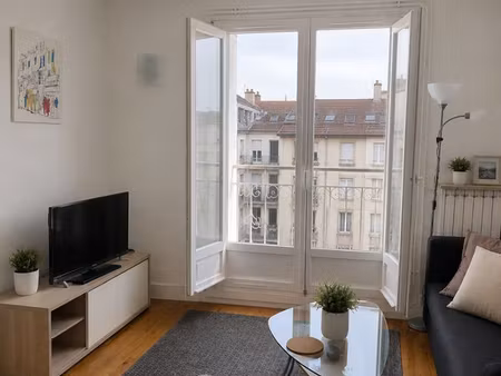 loue appartement etudiant