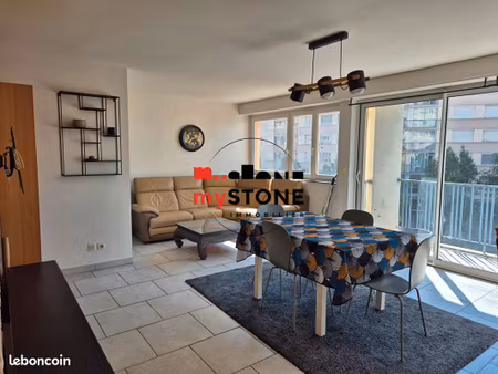 appartement 3 pièces 75 m²