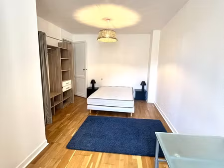 appartement 4 pièces 90 m²